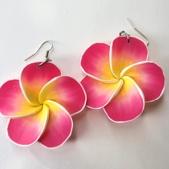 Pink Floral Earrings Light Flower Earrings - Picture 1 of 7